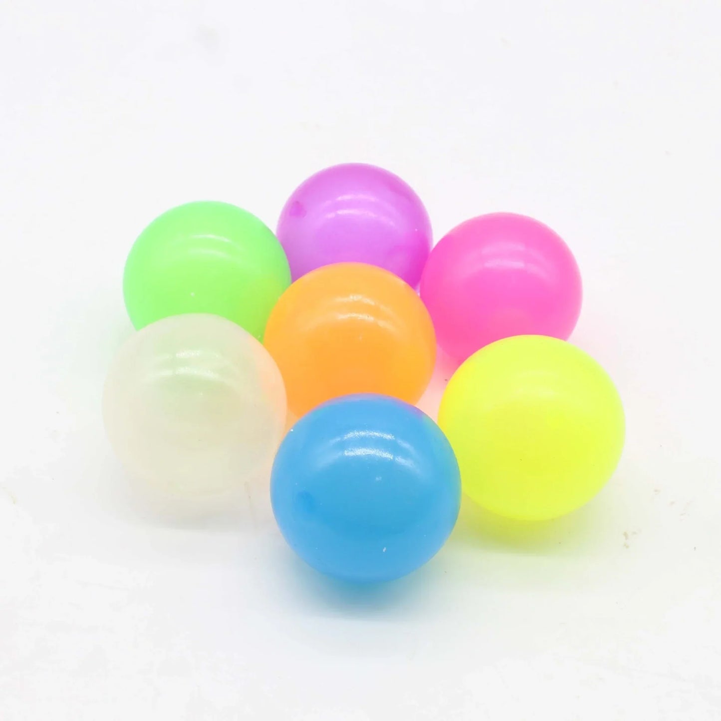 GlowGrabber – Leuchtende Haftbälle