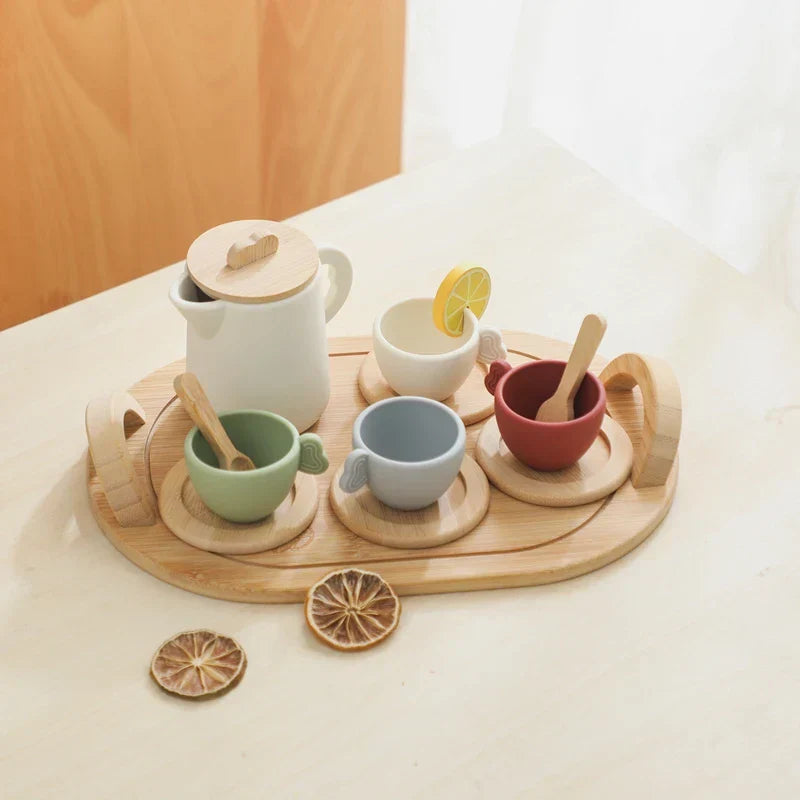 TeeZeit Freunde – Holz- & Silikon-Teeset
