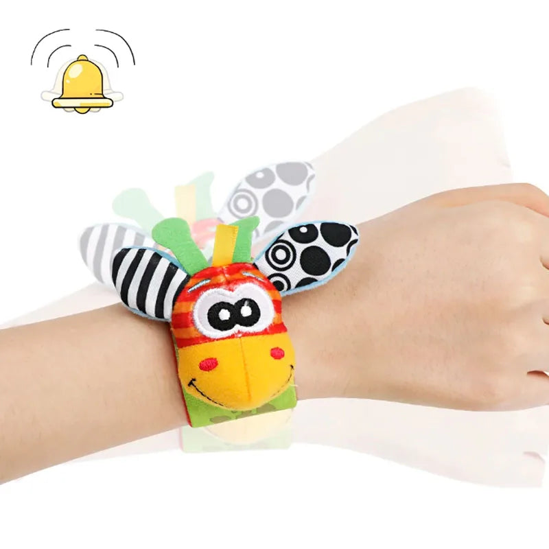 BabyFeel Friends – Sensorische Plüschsocken & Greifarmbänder